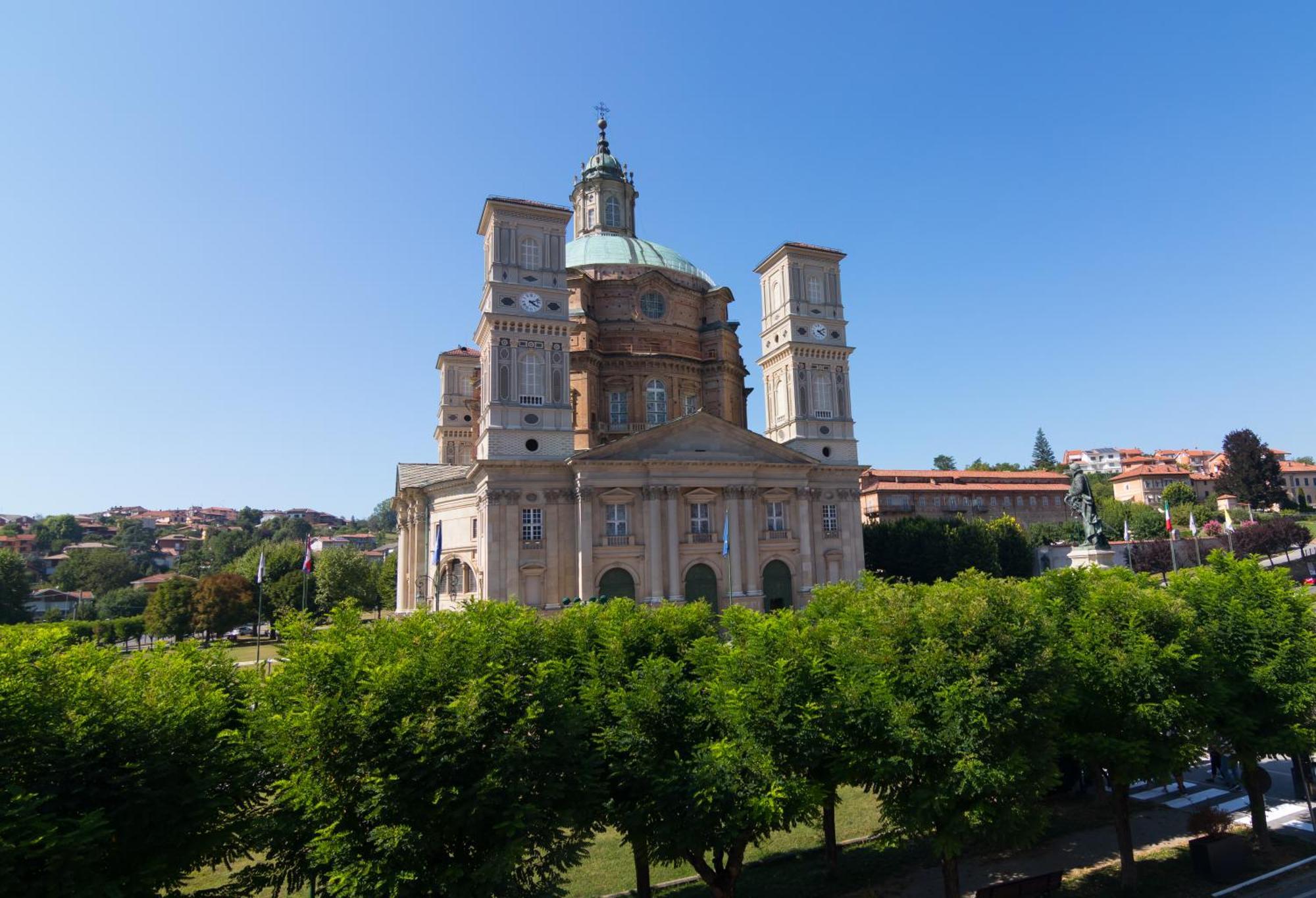 Hotel Portici Vicoforte Luaran gambar