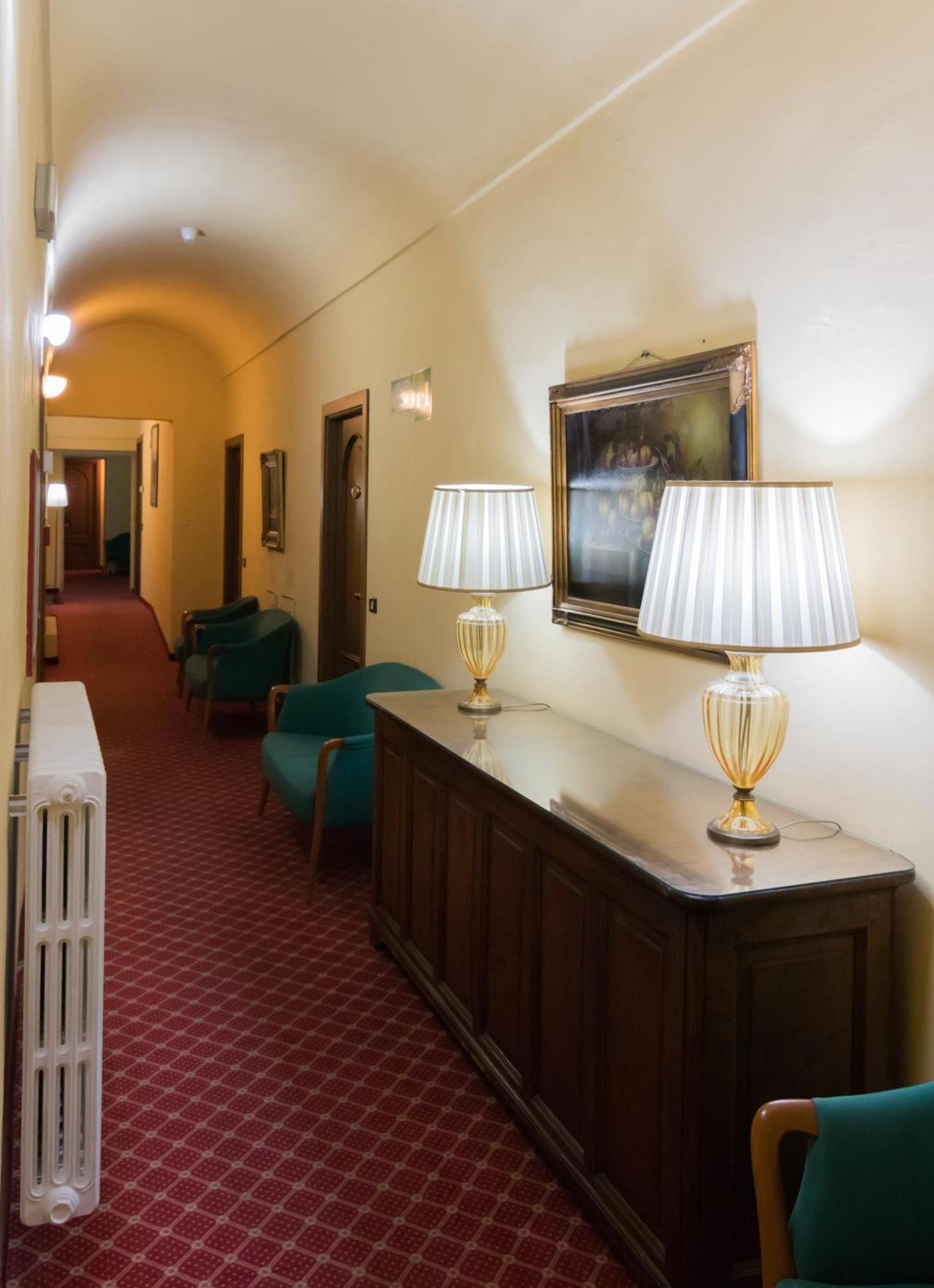 Hotel Portici Vicoforte Luaran gambar
