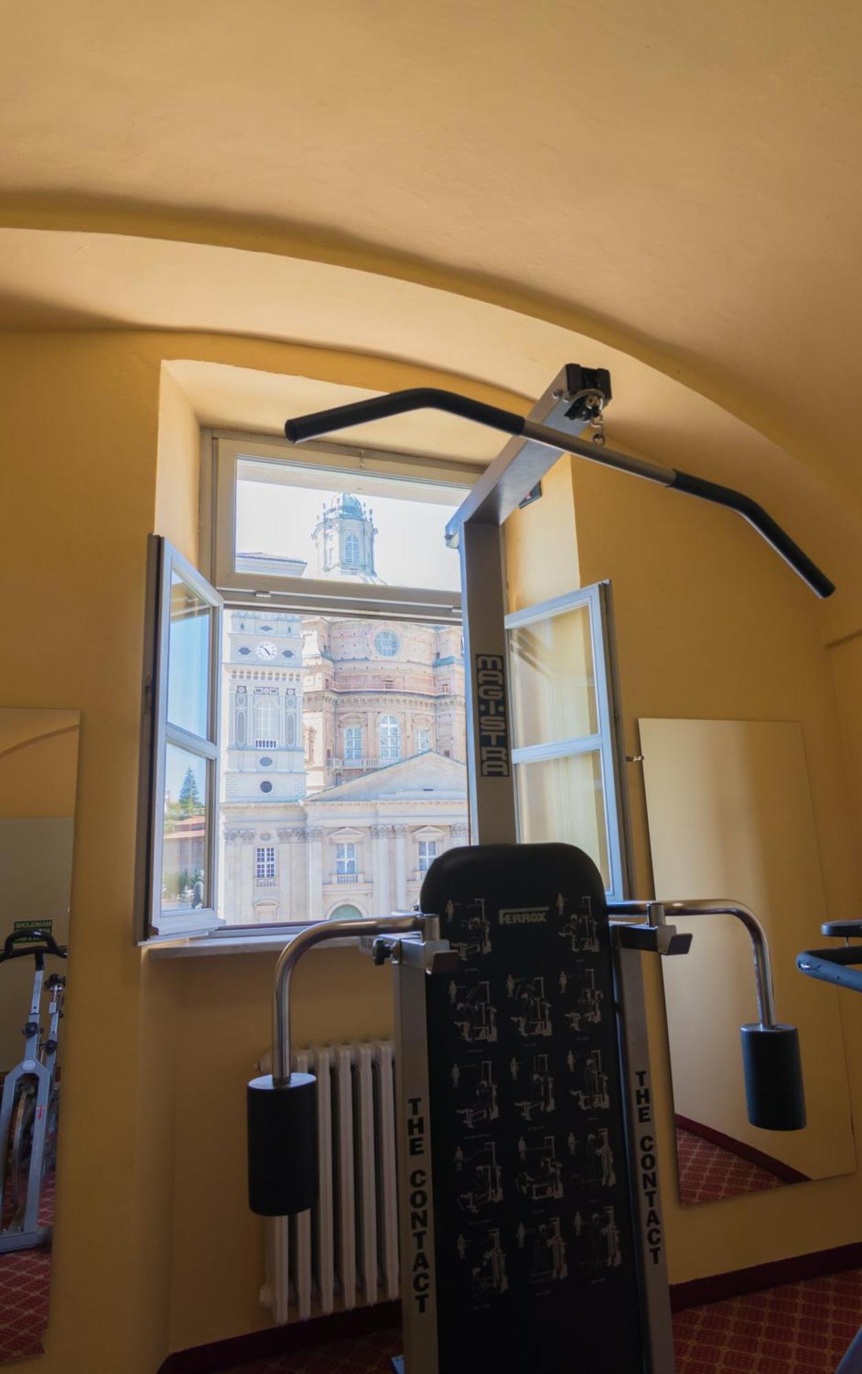 Hotel Portici Vicoforte Luaran gambar