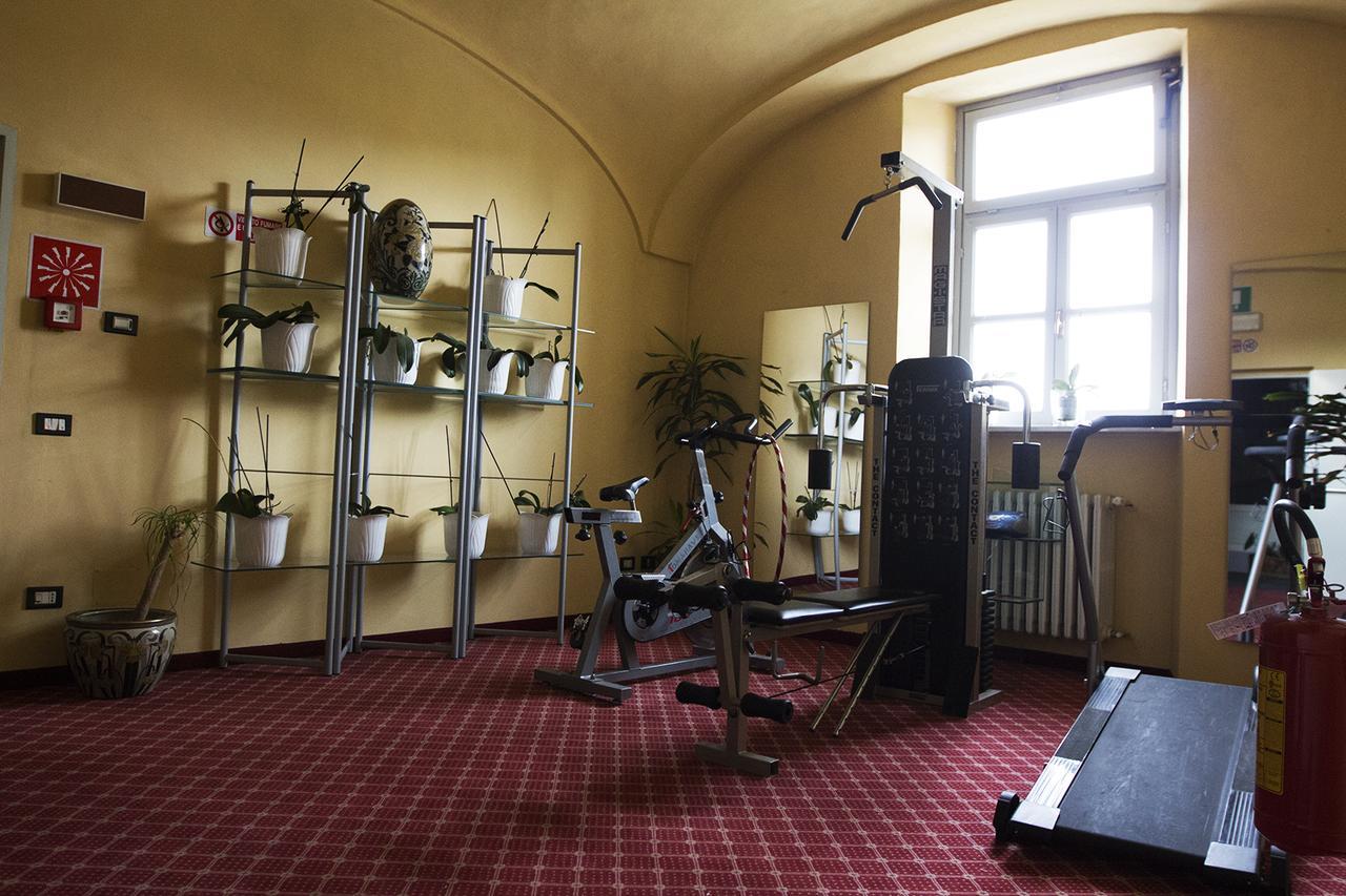 Hotel Portici Vicoforte Luaran gambar
